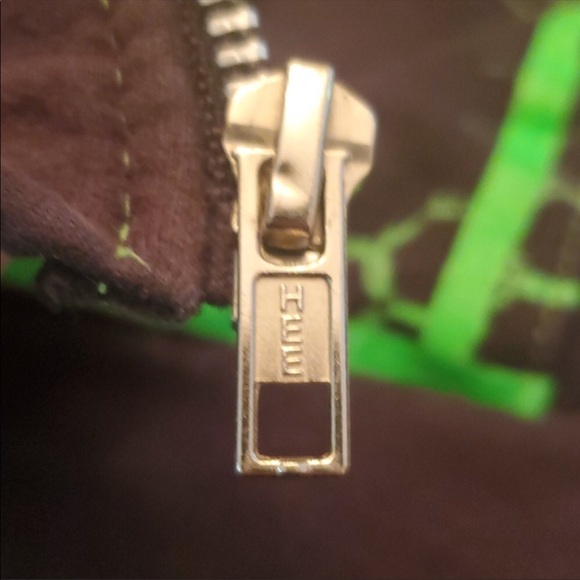 🍂Esquizo Neon Green and Black hoodie - Picture 1 of 7